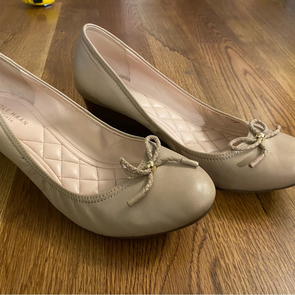 Cole Haan Women's Beige Bow wedge heels